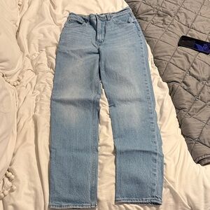 Signature by Levi Strauss Women's Light Blue Straight Leg Jeans